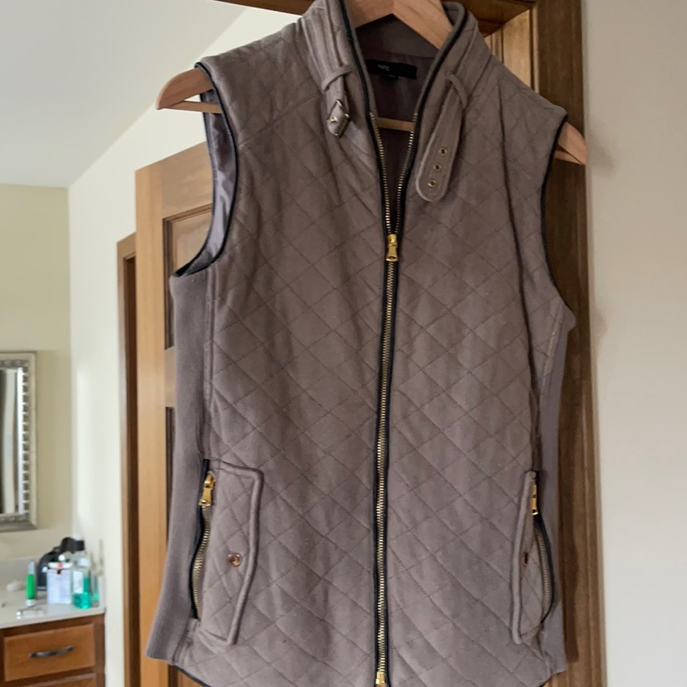 Fate Faux suede vest. Quilted with zipper. Excellent condition.